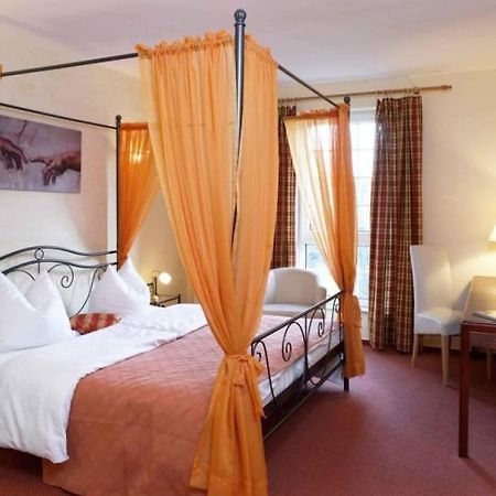 Hotel Villa Magnolia Rödermark Quarto foto